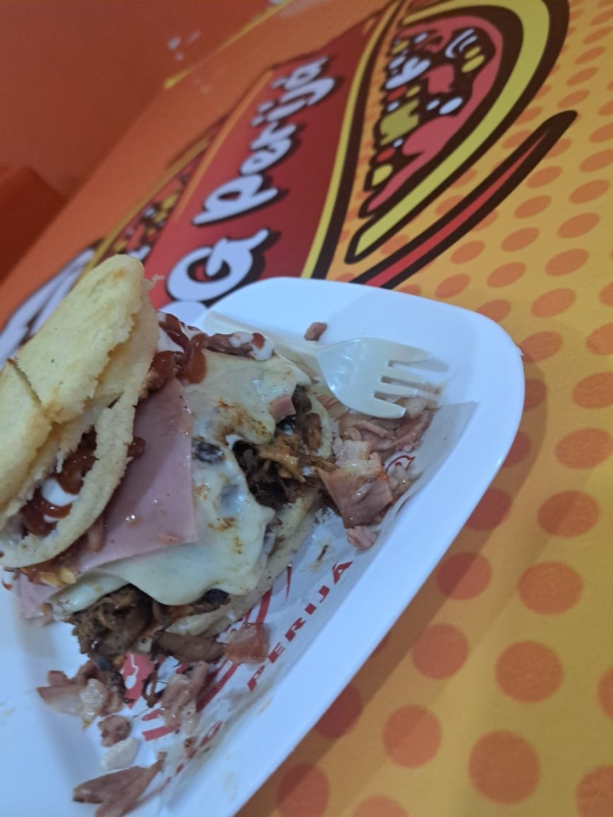 motion_photo_5267806286848069141 Arepa moderna - Imagen 1